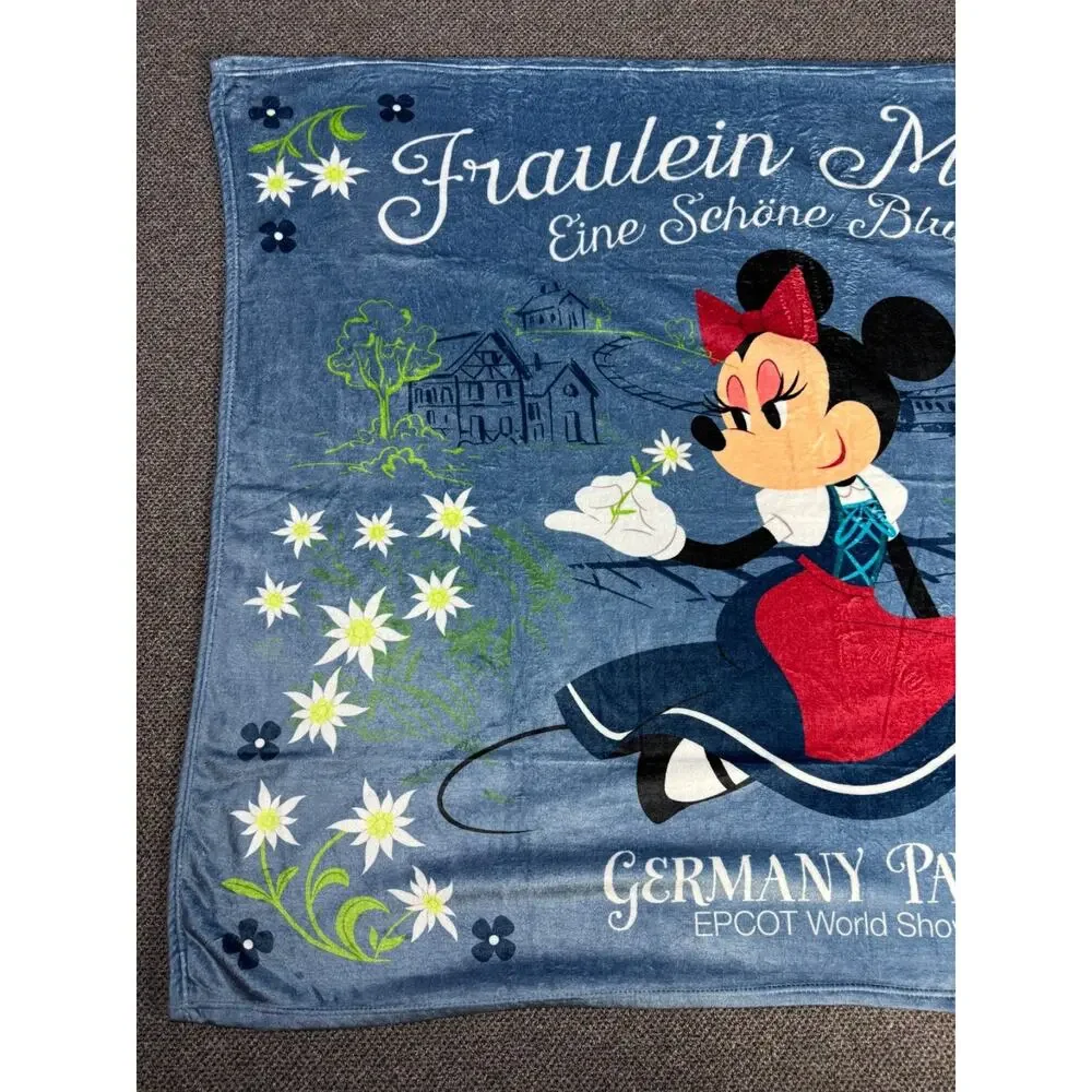 Disney Parks Epcot Germany Pavilion Fraulein Minnie Fleece Blanket 50” x 60”